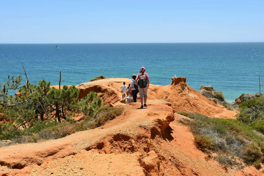 Stage jeûne yoga randonnée en Algarve — Vale de Parra Portugal