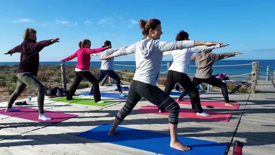 Stage Portugal — Yoga en plein air face à l'océan